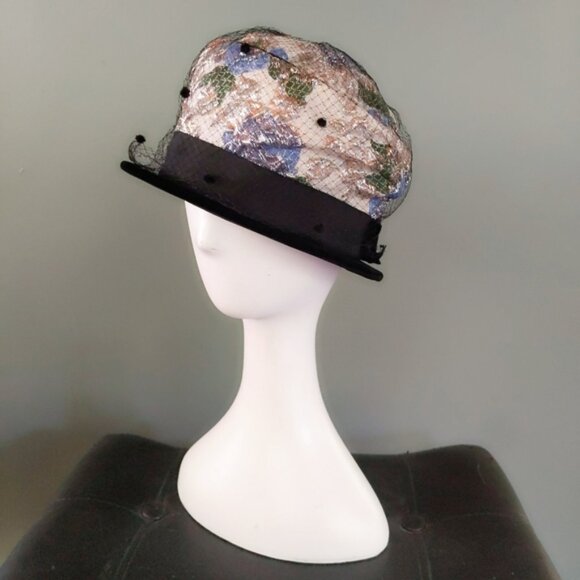 Vtg Union Made Floral Gold Lame Bucket Flapper Hat - Picture 2 of 6